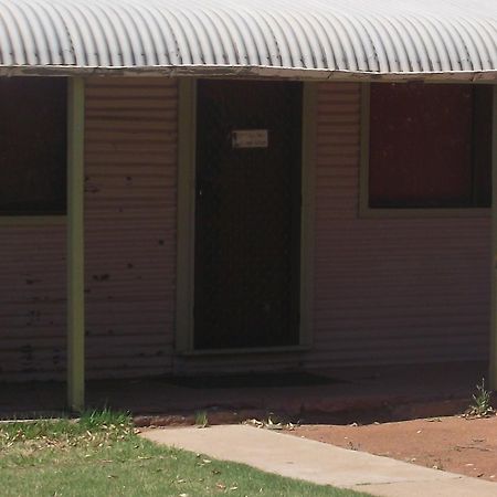 Aly'S Cottage Broken Hill Exterior photo